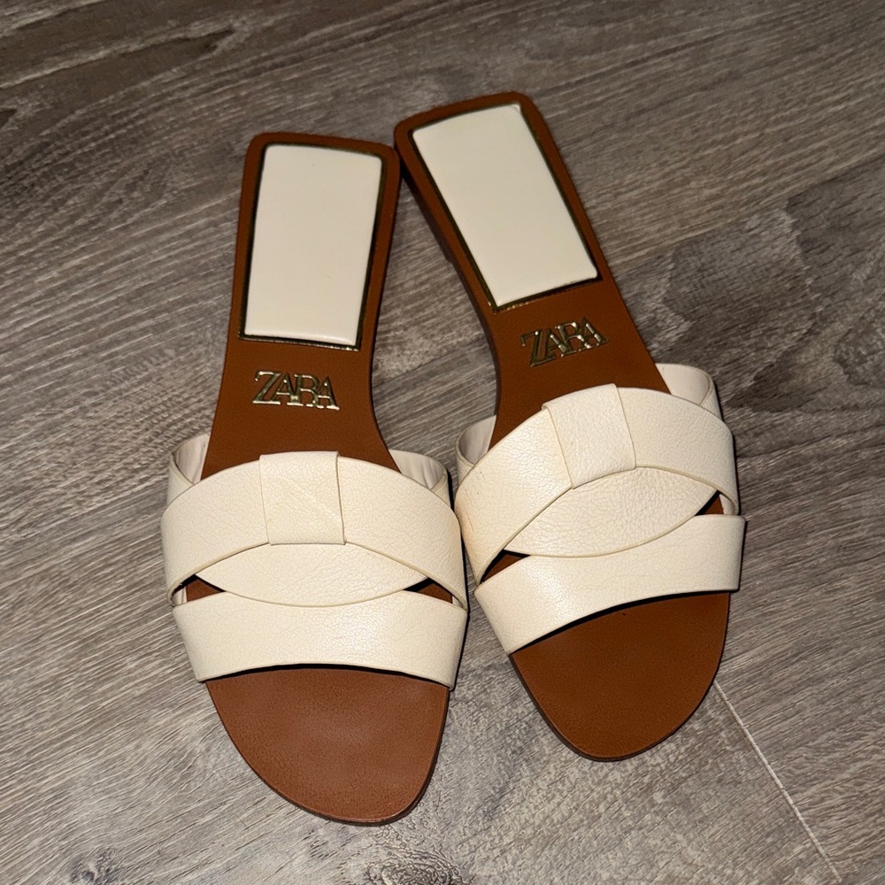 Zara Women's Cream Woven Sandals